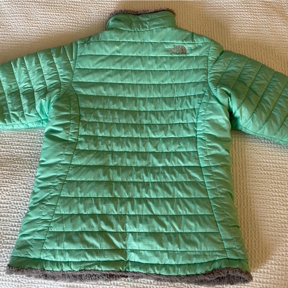 The North Face Mossbud Swirl Reversible Coat - Picture 4 of 10